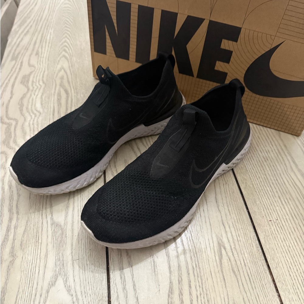 Nike Men's Epic Phantom React Flyknit
